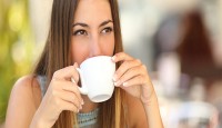 Does drinking tea make the skin black